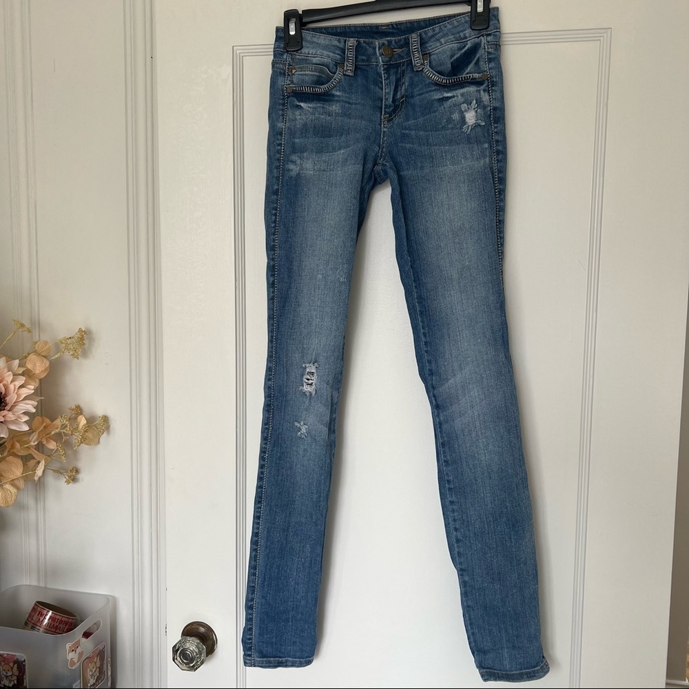 ⭐️ Rachel Roy Blue Distressed Stitched Embroidered Skinny Jeans Size 24 EUC